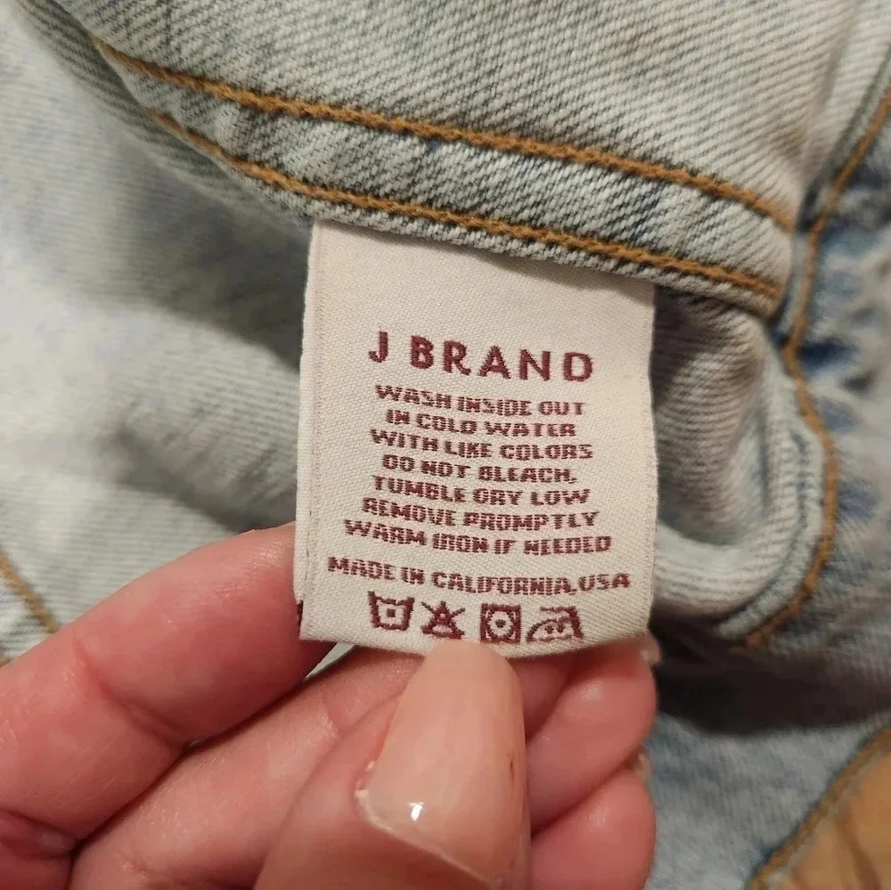 J BRAND Atomic Lightwash Fitted Jean Jacket - Picture 5 of 7
